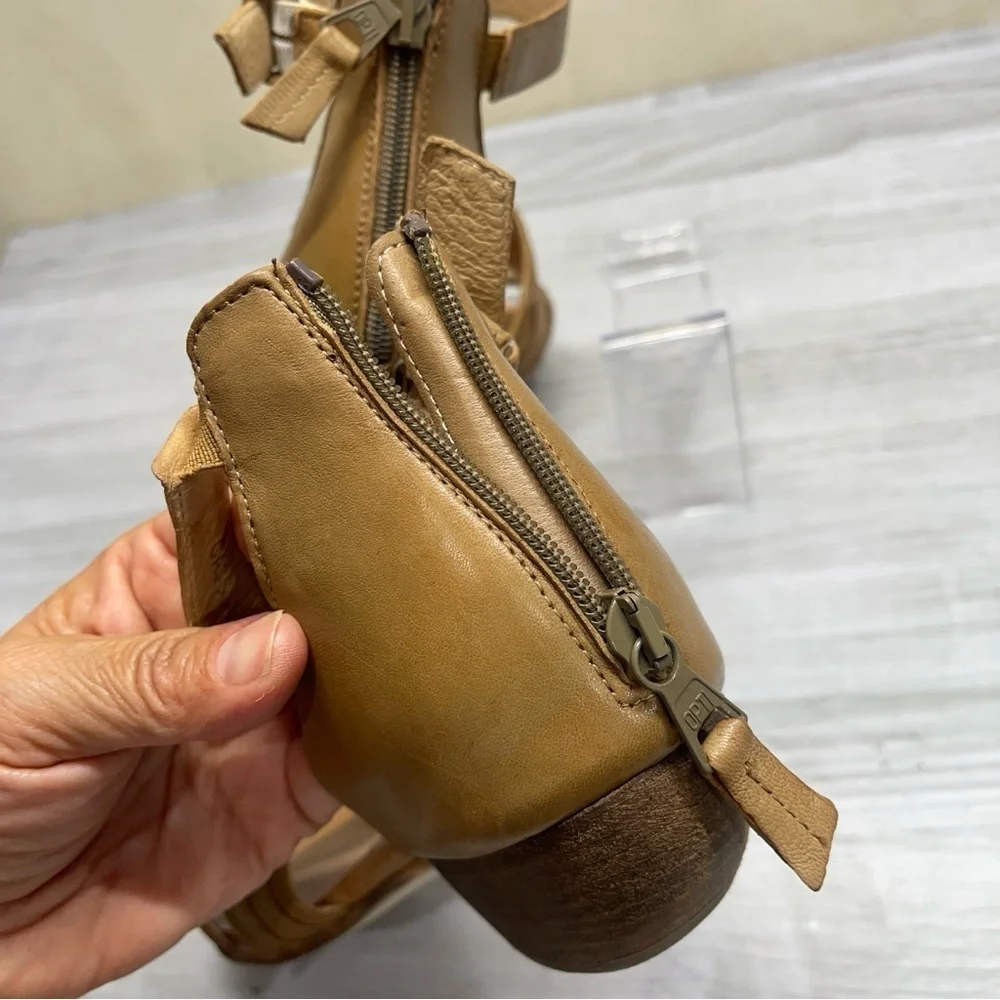 Miz Mooz Cassie Brown Tan Leather Strappy Buckle Sandal Women’s size EU 38